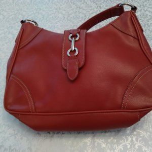 Nice red CROFT AND BARROW bag- 9"h x 12"w